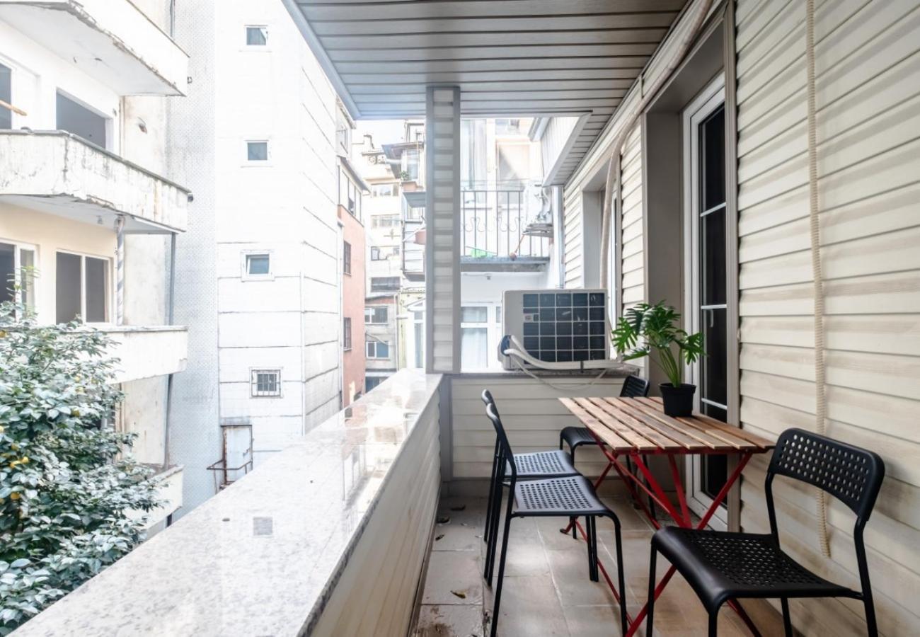 Exclusive Flat With Balcony In Nisantasi Lejlighed Istanbul Eksteriør billede