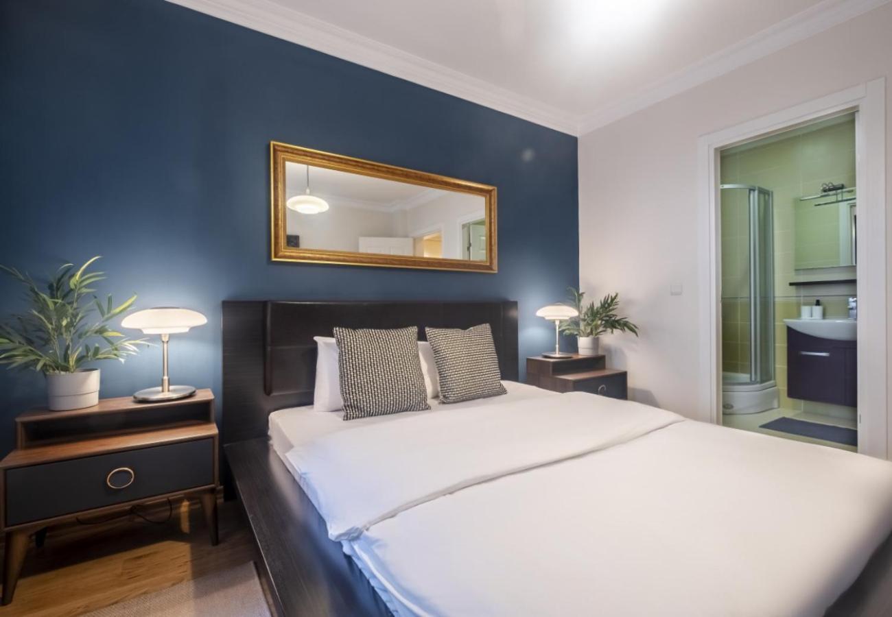 Exclusive Flat With Balcony In Nisantasi Lejlighed Istanbul Eksteriør billede